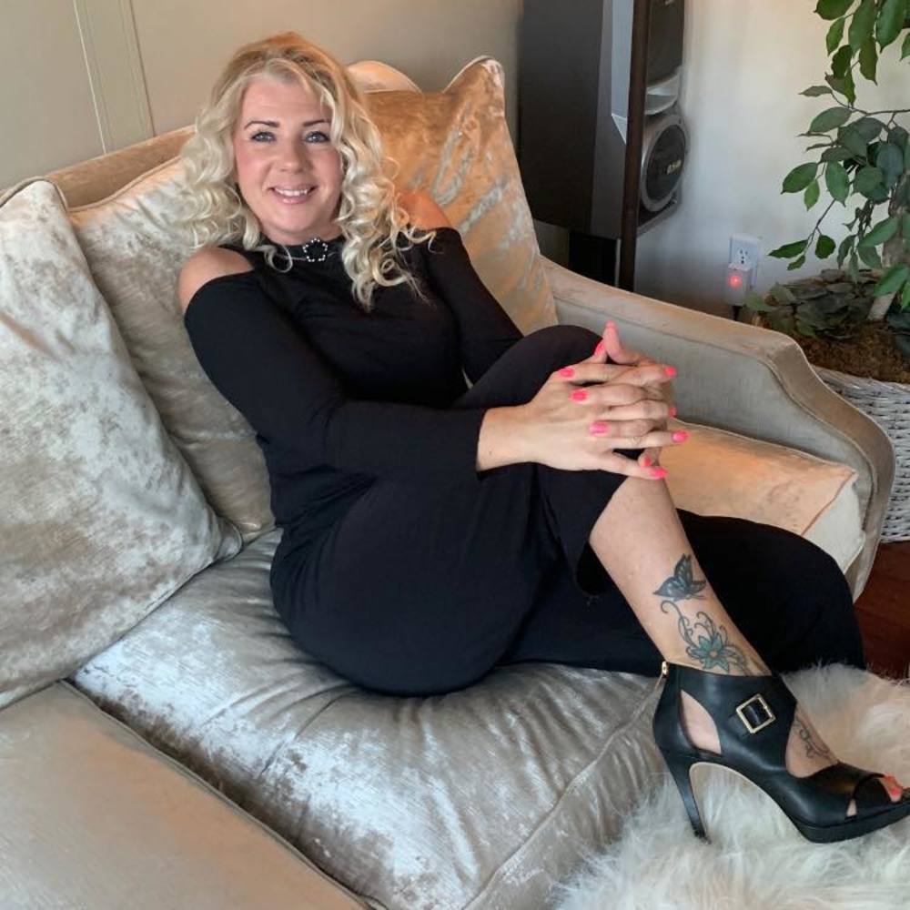 Meet your Posher, Christina